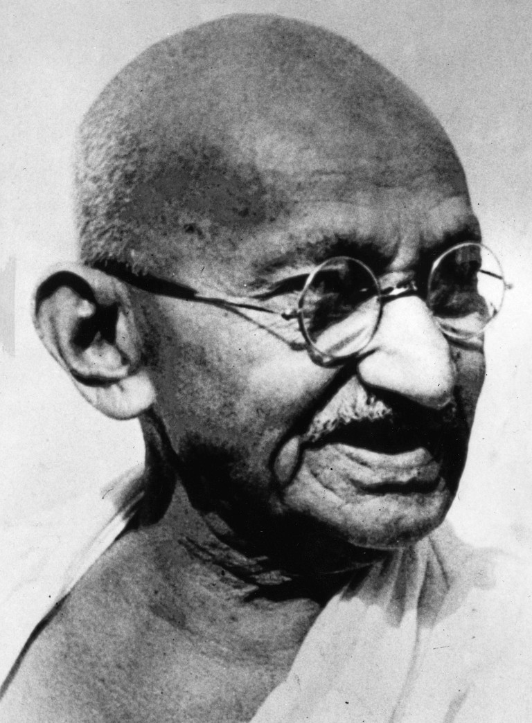 Mohandas_K._Gandhi,_portrait.jpg